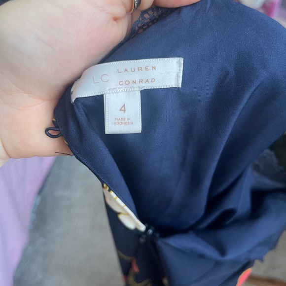 NWOT LC Lauren Conrad 4 Navy Dress Floral Print - Picture 6 of 8